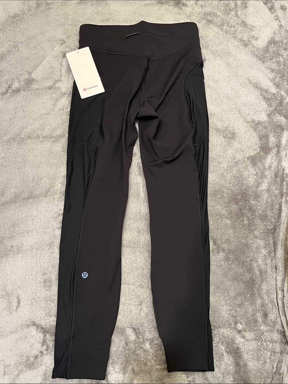 🆕 Lululemon No Line HR Run Tight 25” in Black size 6
